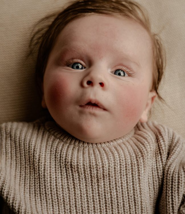 Fotoshoot_impressie_new born staand3 Fotoshoot_impressie_new born staand3